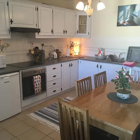 Spanish Arch City Centre Duplex Holiday home *